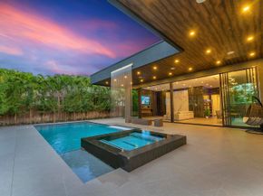 2401 NE 13th Street, Fort Lauderdale FL 33304