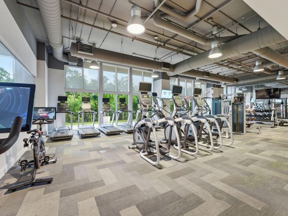 16385 Biscayne Blvd 2516, North Miami Beach FL 33160