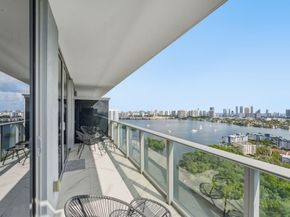 16385 Biscayne Blvd 2516, North Miami Beach FL 33160