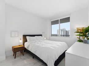 16385 Biscayne Blvd 2516, North Miami Beach FL 33160