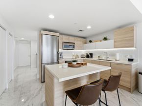 16385 Biscayne Blvd 2516, North Miami Beach FL 33160