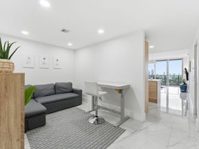 16385 Biscayne Blvd 2516, North Miami Beach FL 33160