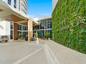 16385 Biscayne Blvd 2516, North Miami Beach FL 33160