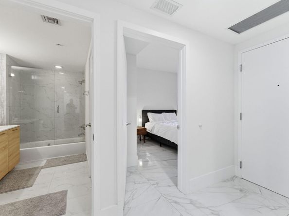 16385 Biscayne Blvd 2516, North Miami Beach FL 33160