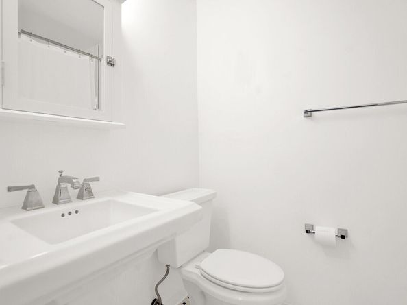 100 Pelican Pointe Drive 202, Delray Beach FL 33483