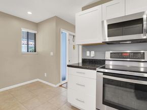 100 Pelican Pointe Drive 202, Delray Beach FL 33483