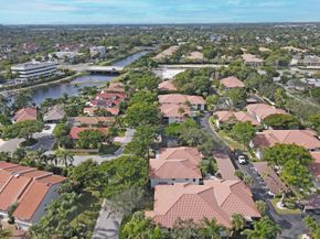 100 Pelican Pointe Drive 202, Delray Beach FL 33483