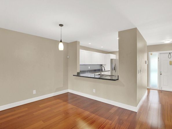 100 Pelican Pointe Drive 202, Delray Beach FL 33483