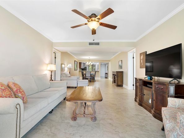 6181 Balboa Cir 305, Boca Raton FL 33433