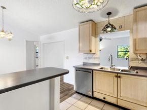 6075 Wolfe Street, Jupiter FL 33458