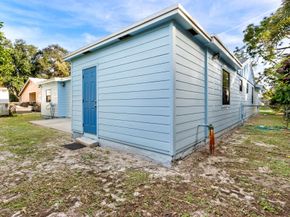 6075 Wolfe Street, Jupiter FL 33458