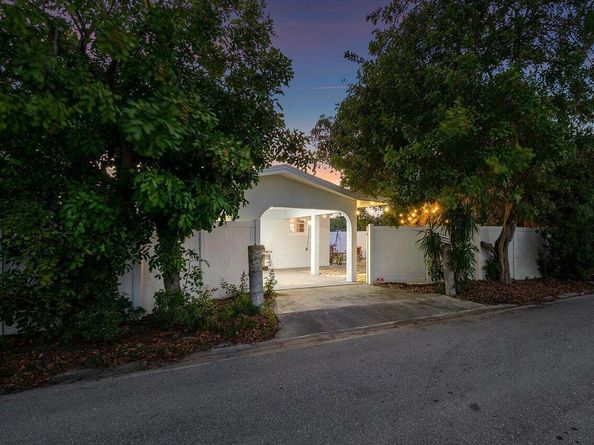 123 NW 6th Avenue, Delray Beach FL 33444