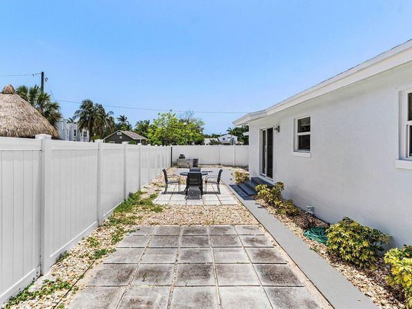 123 NW 6th Avenue, Delray Beach FL 33444