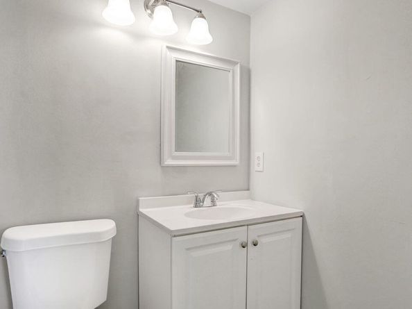 118 Sheffield E, West Palm Beach FL 33417