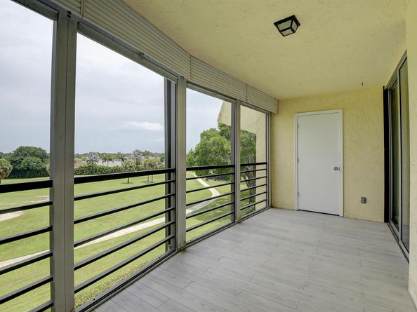 23305 Barwood Lane 406, Boca Raton FL 33428