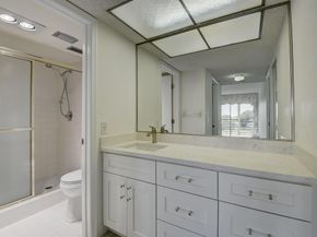 23305 Barwood Lane 406, Boca Raton FL 33428