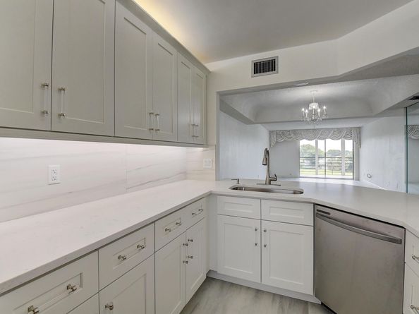 23305 Barwood Lane 406, Boca Raton FL 33428