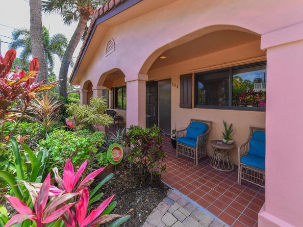 708 NW 6th Drive, Boca Raton FL 33486