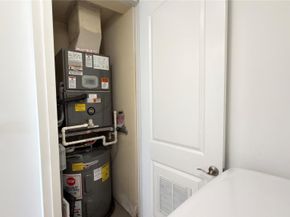 642 Valencia 305, Coral Gables FL 33134