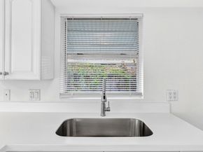 1214 Peak Rd, Lantana FL 33462