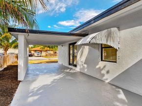 1214 Peak Rd, Lantana FL 33462