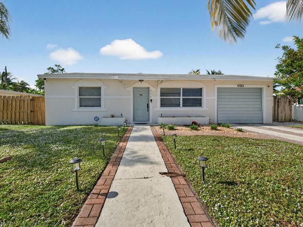 111 SW 3rd Court, Boynton Beach FL 33435