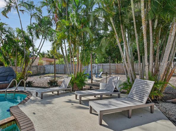 111 SW 3rd Court, Boynton Beach FL 33435