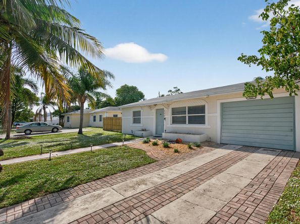 111 SW 3rd Court, Boynton Beach FL 33435