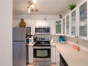 2613-2615 NE 33rd Avenue, Fort Lauderdale FL 33308