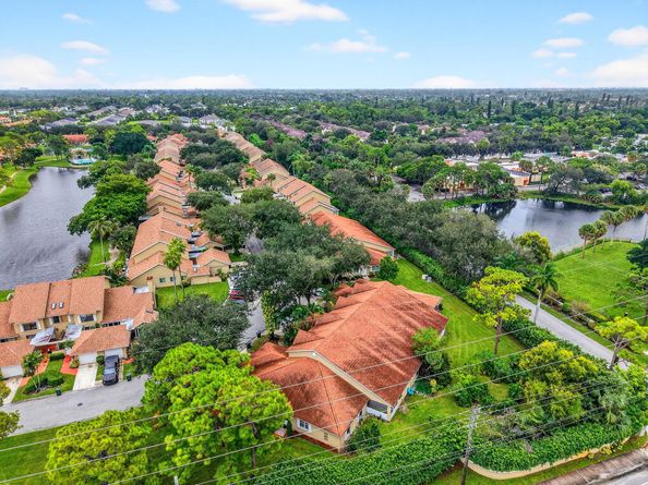 203 Maplewood Drive, Greenacres FL 33415