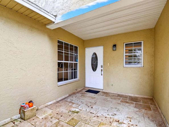 203 Maplewood Drive, Greenacres FL 33415