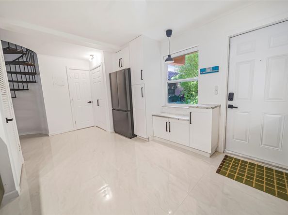 620 Tennis Club Dr 111, Fort Lauderdale FL 33311