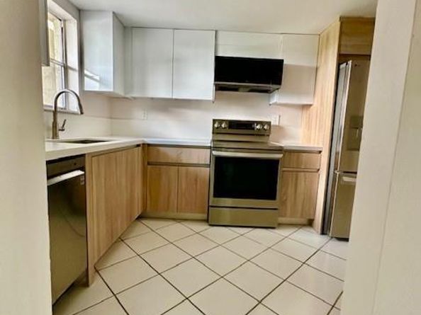 6080 NW 44th St 205, Lauderhill FL 33319