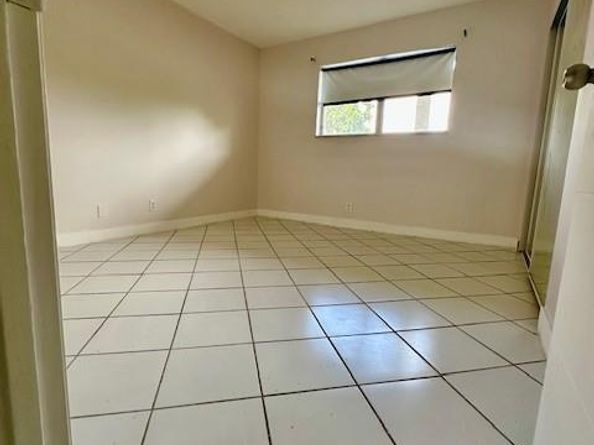6080 NW 44th St 205, Lauderhill FL 33319