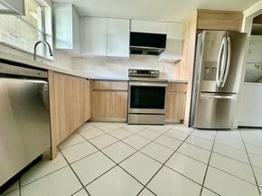 6080 NW 44th St 205, Lauderhill FL 33319