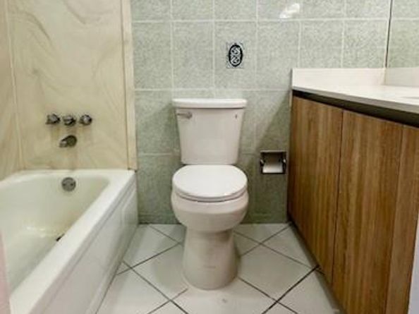 6080 NW 44th St 205, Lauderhill FL 33319