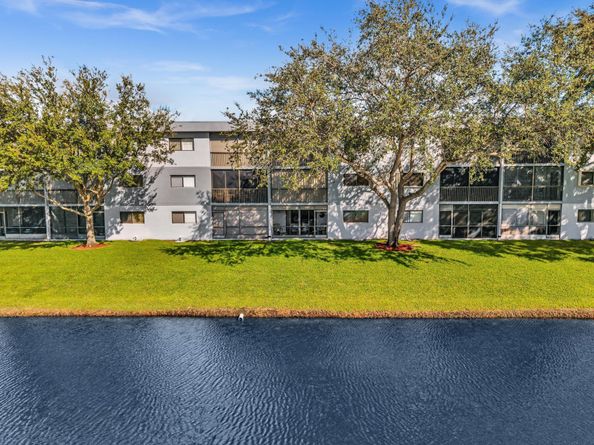 15355 Lakes Of Delray Boulevard 104, Delray Beach FL 33484