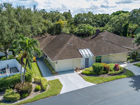 11341 Briarwood Place, North Palm Beach FL 33408