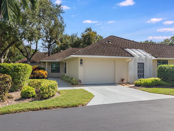 11341 Briarwood Place, North Palm Beach FL 33408