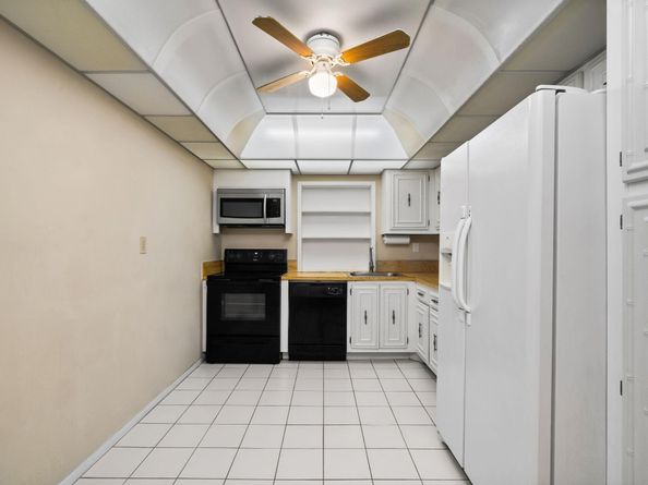 800 Parkview Dr 625, Hallandale Beach FL 33009