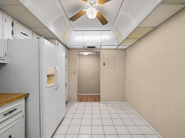800 Parkview Dr 625, Hallandale Beach FL 33009
