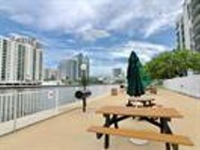 800 Parkview Dr 625, Hallandale Beach FL 33009