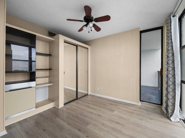 800 Parkview Dr 625, Hallandale Beach FL 33009