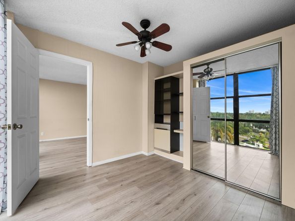 800 Parkview Dr 625, Hallandale Beach FL 33009