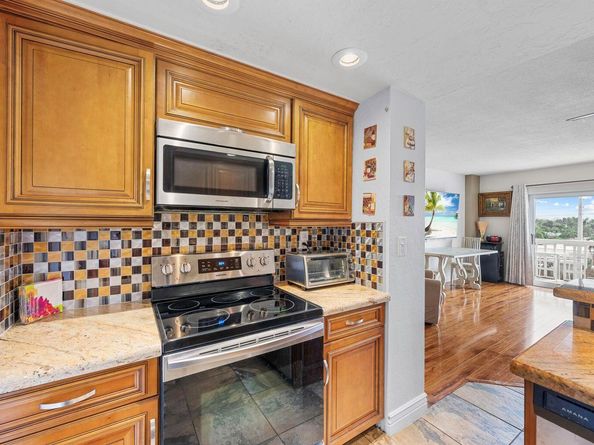 1831 NE 38th Street 410, Oakland Park FL 33308