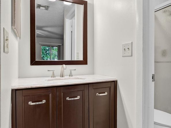 3034 Coral Springs Dr 202, Coral Springs FL 33065