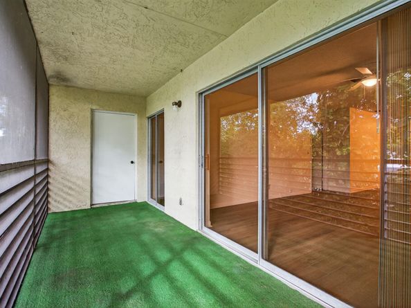 3034 Coral Springs Dr 202, Coral Springs FL 33065