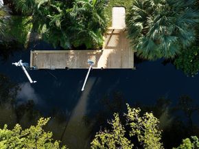 11823 Lake Shore Place, North Palm Beach FL 33408
