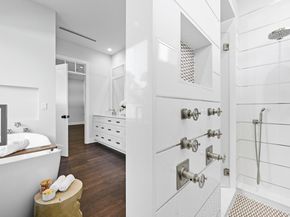 11823 Lake Shore Place, North Palm Beach FL 33408