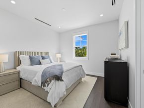 11823 Lake Shore Place, North Palm Beach FL 33408